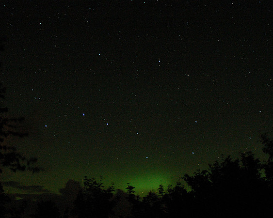 Dipper_w_Aurora_Sept2_2005_10