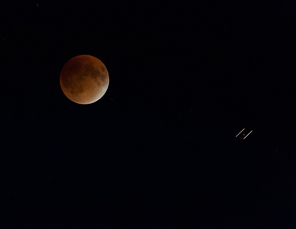 Lunar Eclispse 2015 w Plane Large