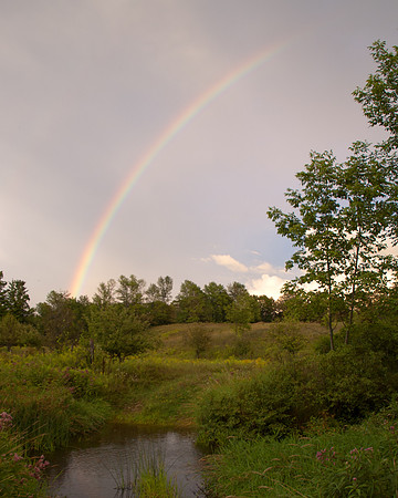 Rainbow_over_Creek_0106