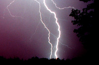 Lightning_July31_2005_crop_frame17