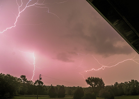 Lightning 19-Aug-2016-6458