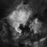 NA_Pelican_Neb_15x10min_Ha_May30_2010_big