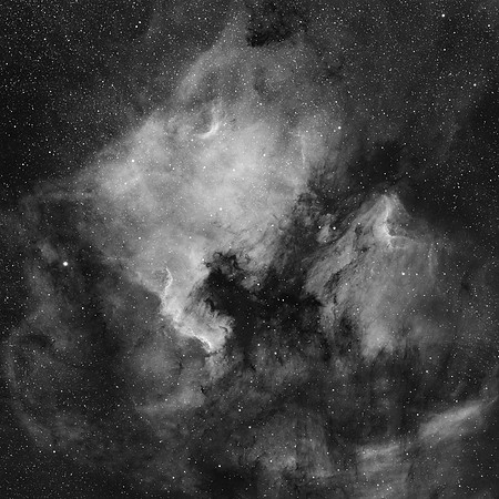 NA_Pelican_Neb_15x10min_Ha_May30_2010_big
