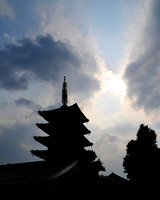 Tower_at_Asakusa_sm