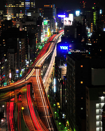 Tokyo_at_Night_2_sm