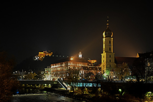 Graz_at_night_HDR