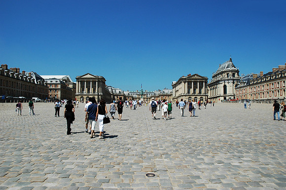 Versailles_Entrance