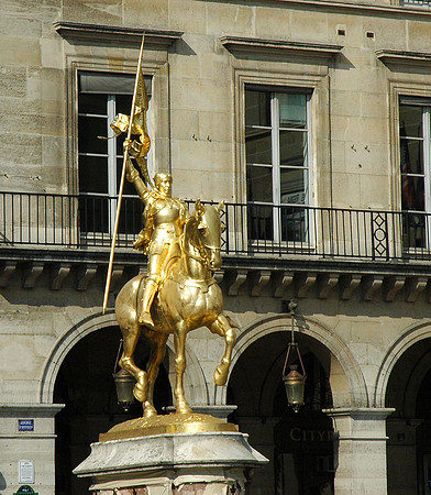 Joan_d'Arc_by_Le_Louvre