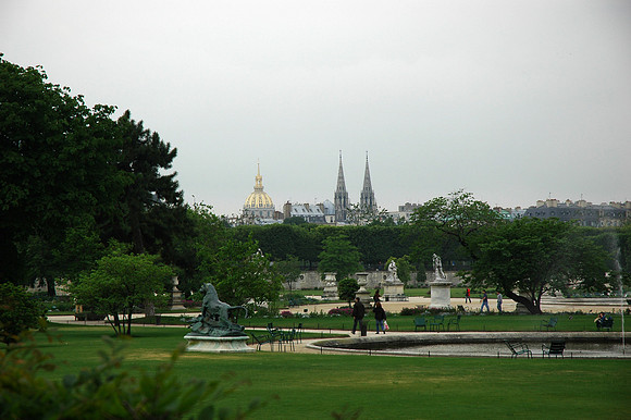 Napoleon_from_afar
