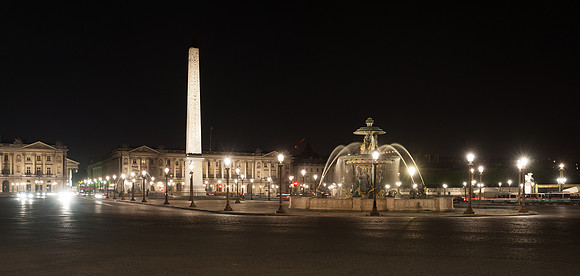 Place_de_Concorde_at_Night_5014