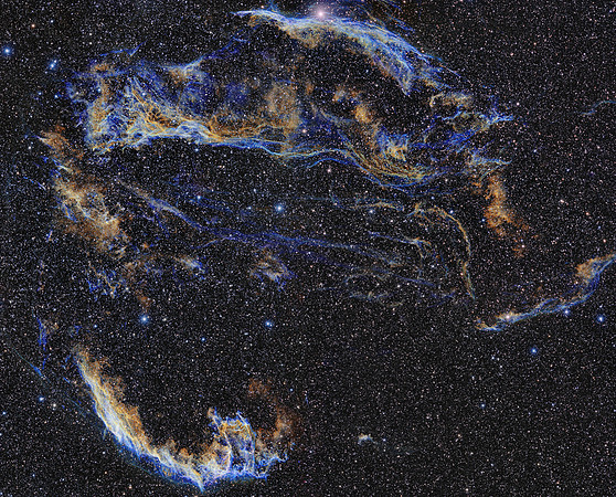 Veil_Nebula_4Frame_Mosaic_SII_Ha_OIII_RGB_Stars_ala_BobFranke